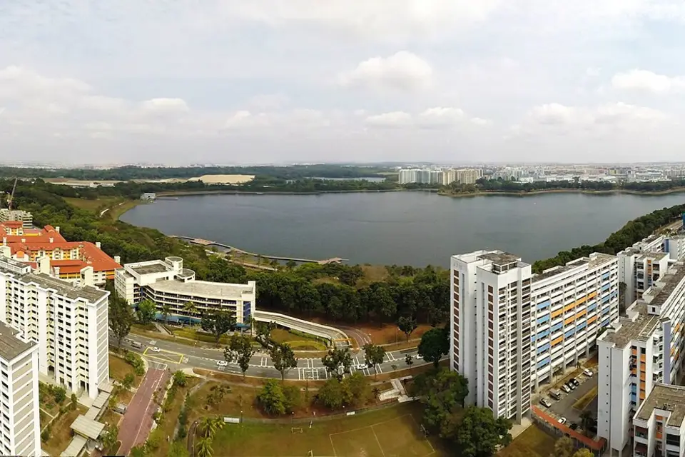 Bedok Reservoir Park, Bedok Reservoir Road