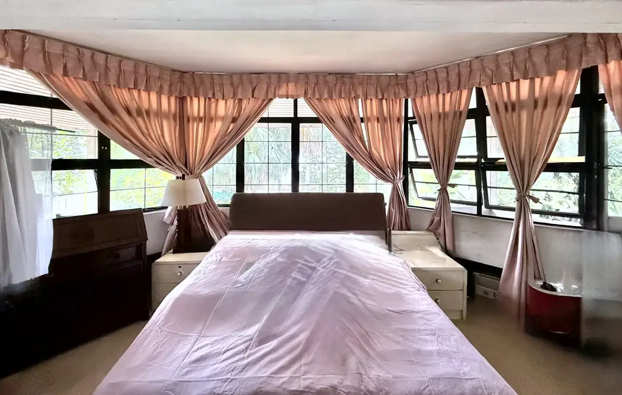 Bedroom with bay windows