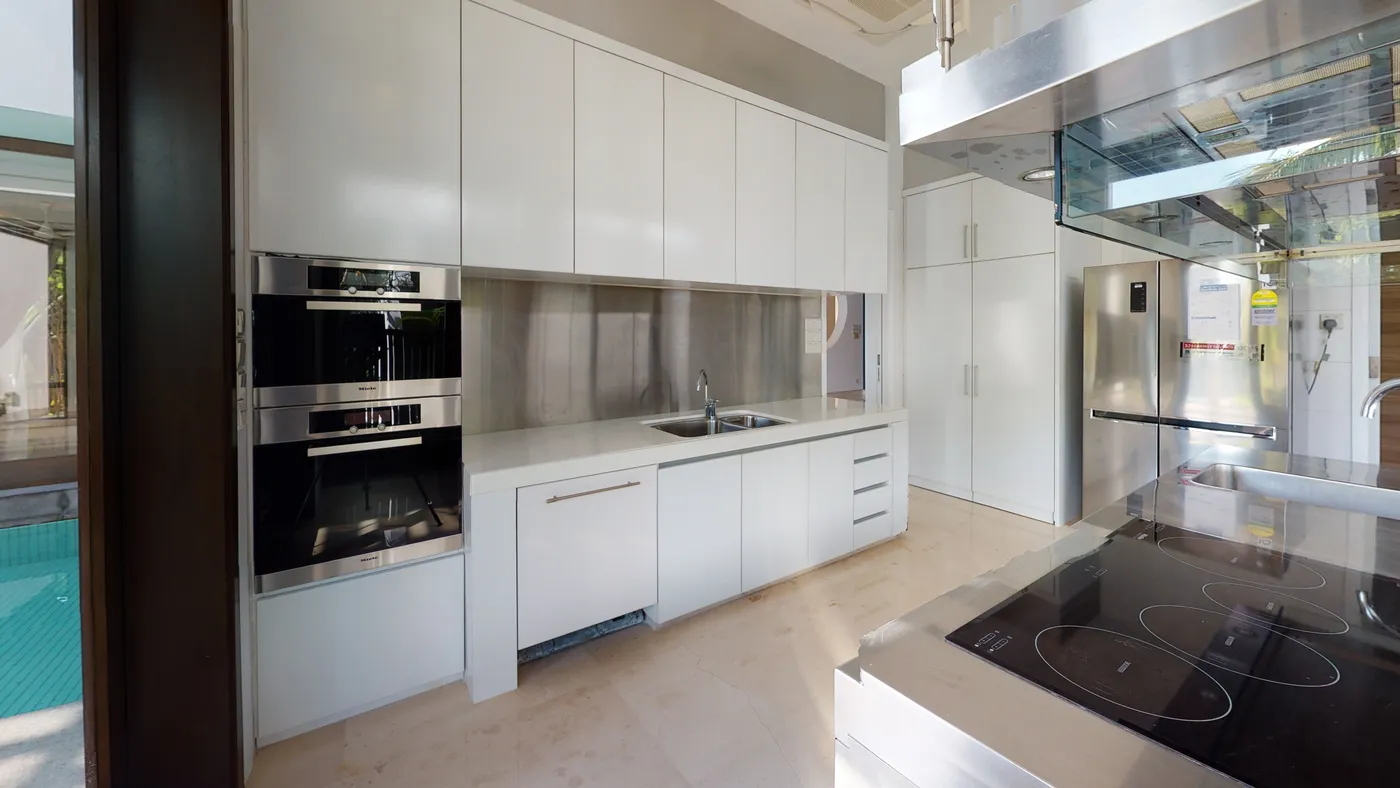 Kitchen, 166 Ocean Drive