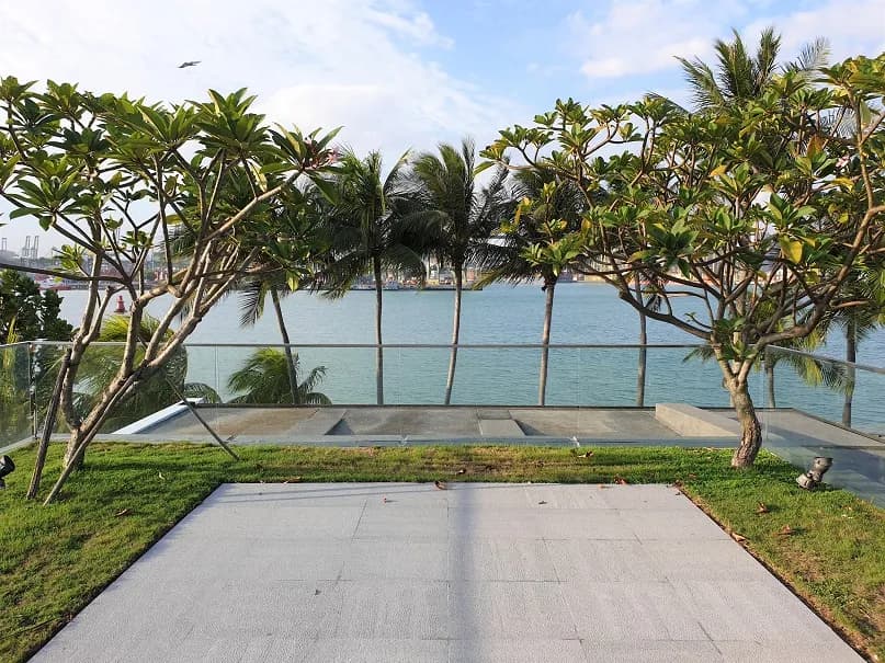 Roof garden with an open sea view